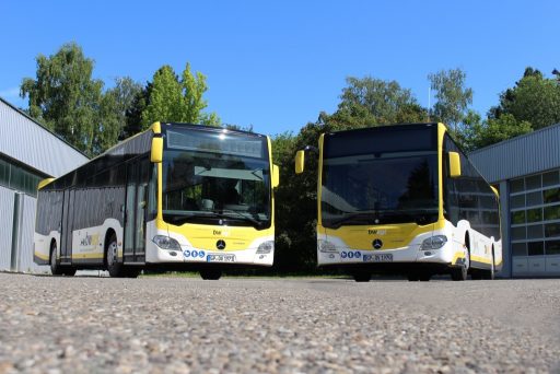 Die niederflurigen Citaro wurden im Hinblick auf einen barrierefreien Linienverkehr unter anderem mit Klapprampen und Mehrzweckstellplätze für Fahrräder, Kinderwagen und Rollstühle ausgestattet.