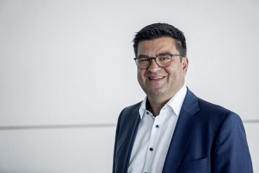 Neuer Head of Production Daimler Buses und Geschäftsführer Produktion der EvoBus G mbH ist Michael Klein.
The new Head of Production Daimler Buses and Managing Director Production of EvoBus GmbH is Michael Klein.