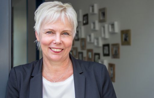 SERVICE-REISEN – Claudia Pascher-Kneissl